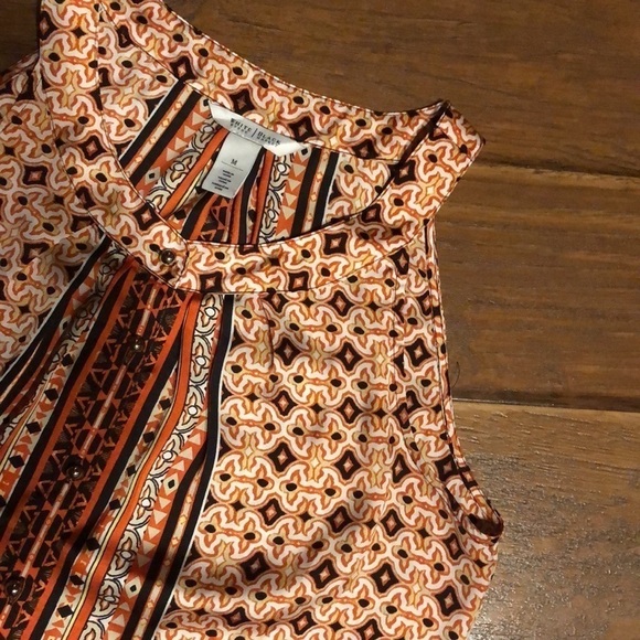 COPY - - - WHBM Top - Size Medium - Picture 4 of 12